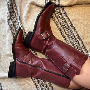 Women's Burgundy Heeled Boots